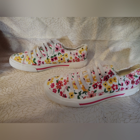 Women Rocke Dog sneakers - Picture 1 of 5